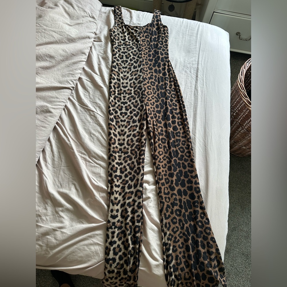 Leopard Print Women's One Piece Outfit